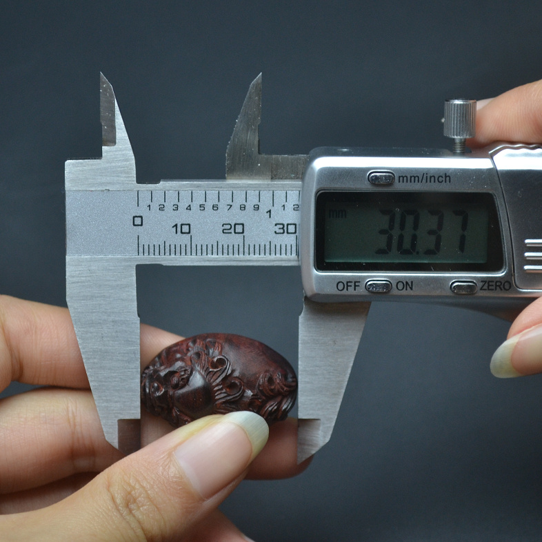 Lobular rosewood chicken blood red 2.0cm